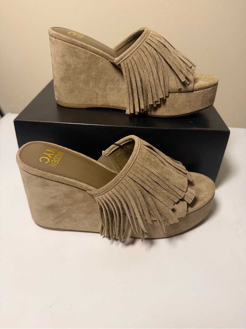 Steve Madden Tan Suede Fringe Platform Wedge Mule